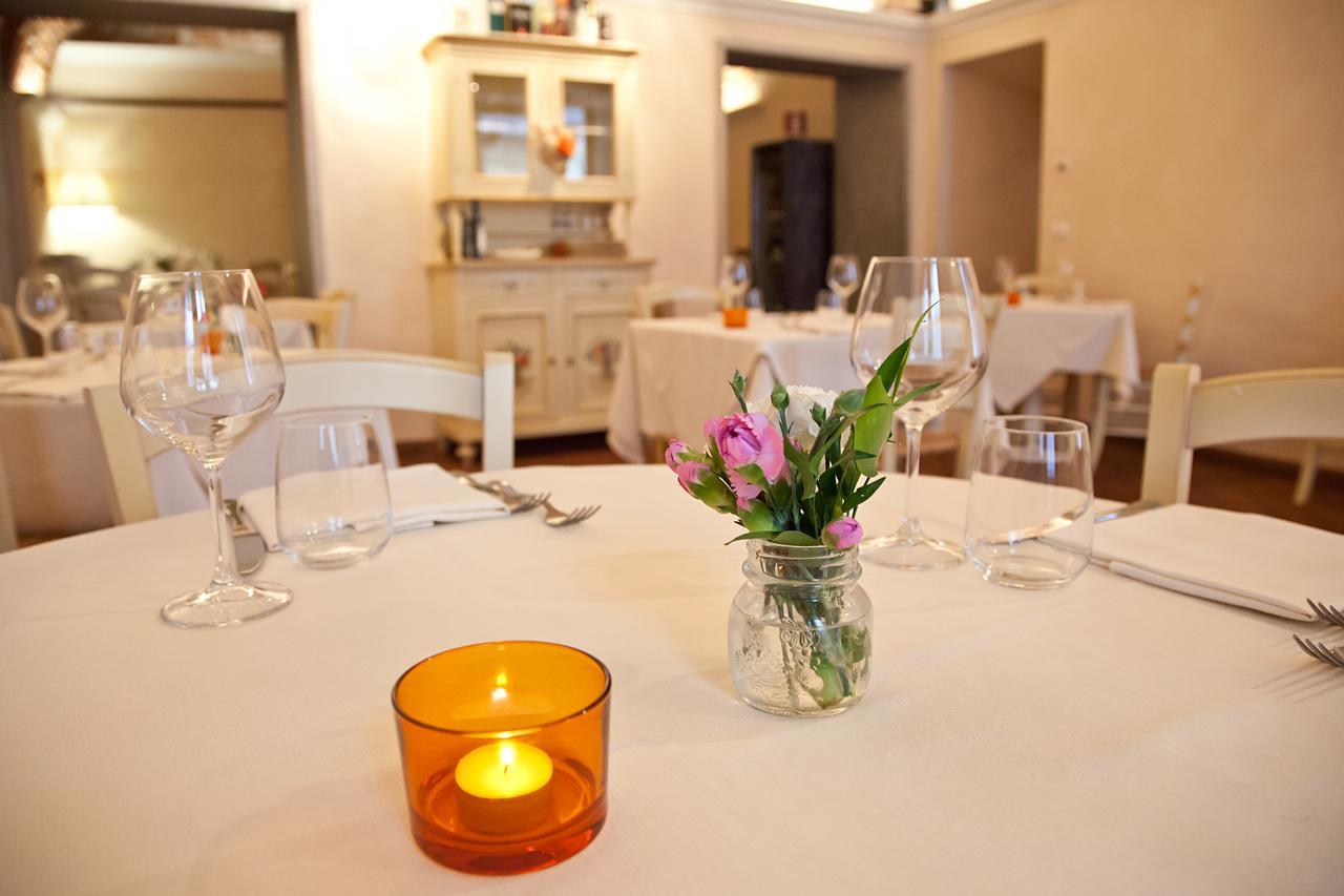 Osteria Senza Fretta Rooms for Rent Cuneo Esterno foto